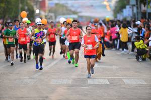 BIB: 2234, 515
                            <button type="button" onclick="openModal(12775925)" class="btn btn-primary btn-sm float-right btn-popup" data-toggle="modal" data-target=".modal-high-quality">
                        <i class="fas fa-shopping-cart"></i> Add to Cart
                    </button>
                                            <button type="button" onclick="isThisMe(12775925, true)" class="btn btn-success btn-sm float-right btn-popup btn-isme hidden" data-toggle="tooltip" data-placement="bottom" title="นี่คือรูปของคุณใช่ไหม คลิกที่นี่เพื่อเอาเข้าอัลบั้ม">
                        <i class="fas fa-plus"></i> Add to album
                    </button>
                    <button type="button" onclick="isThisMe(12775925, false)" class="btn btn-warning btn-sm float-right btn-popup btn-isnotme hidden">
                        <i class="fas fa-ban"></i> Remove from album
                    </button>